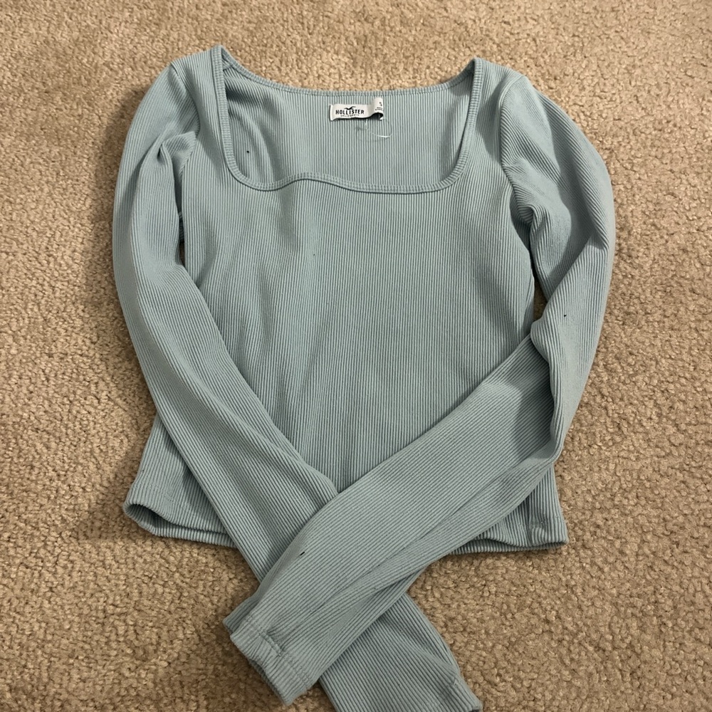 Hollister long sleeve crop top (Blue)